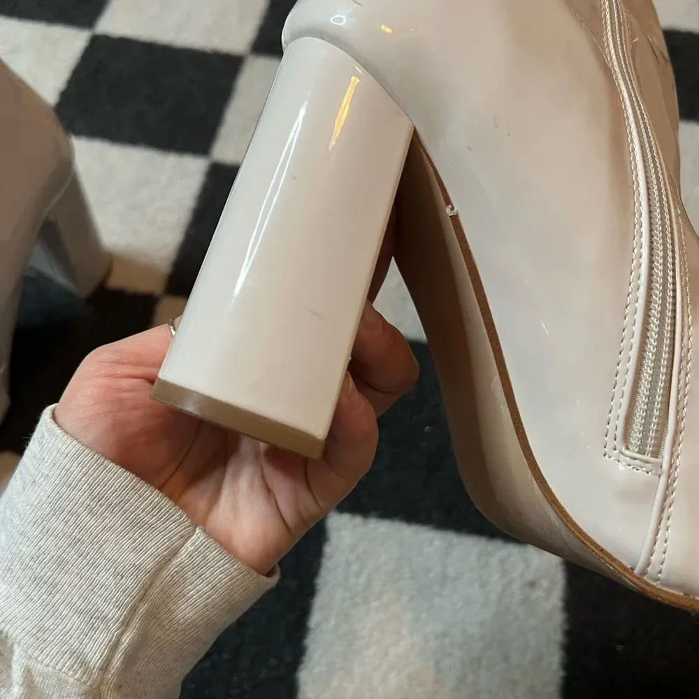 Steve Madden Lynden sock boot